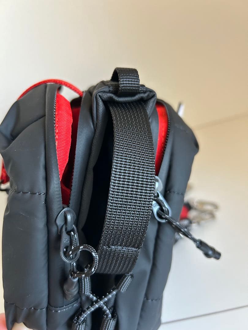 topologie ラージ ボトルサコッシュ　　ショルダーバッグ 大容量　新品