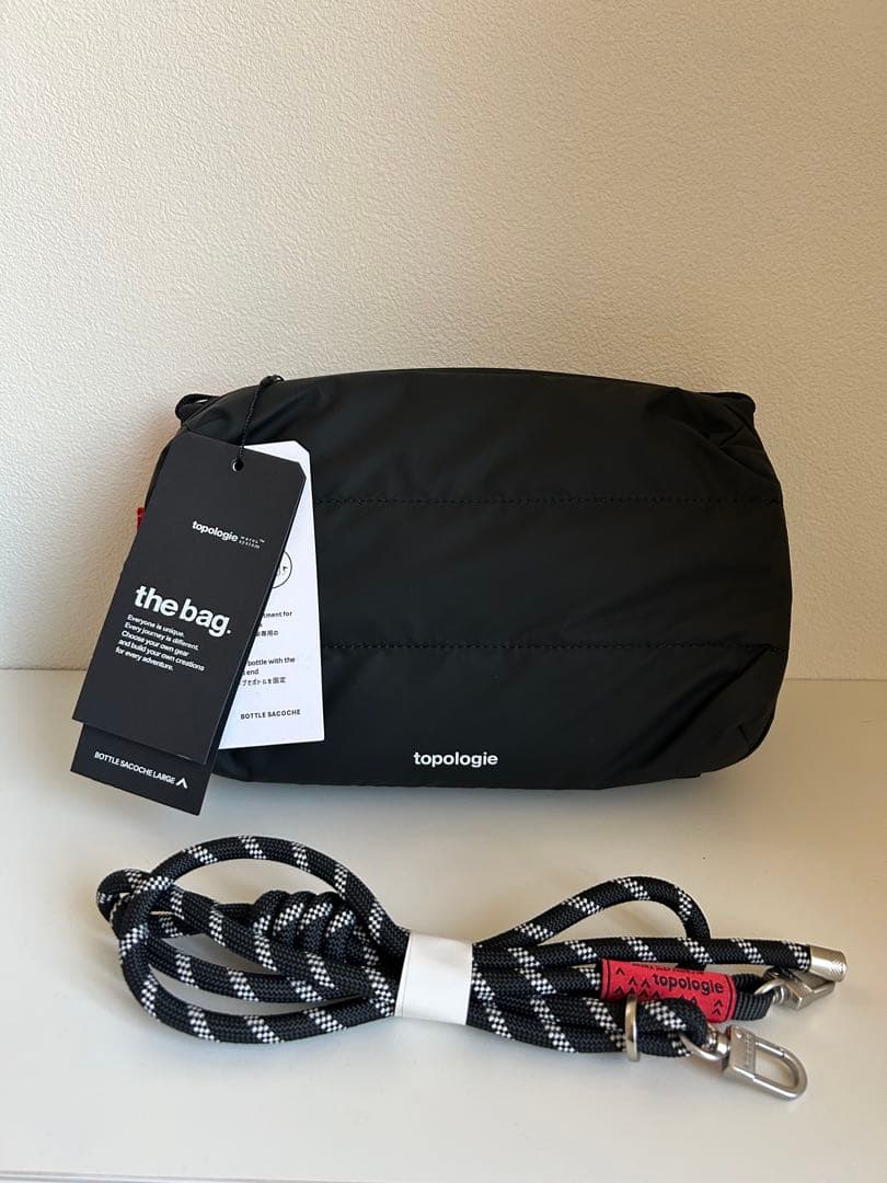 topologie ラージ ボトルサコッシュ　　ショルダーバッグ 大容量　新品