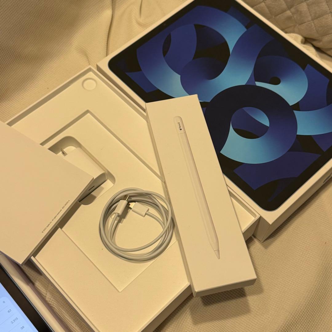 iPad Air 5本体 ブルー 充電ケーブル・Apple Pencil付き