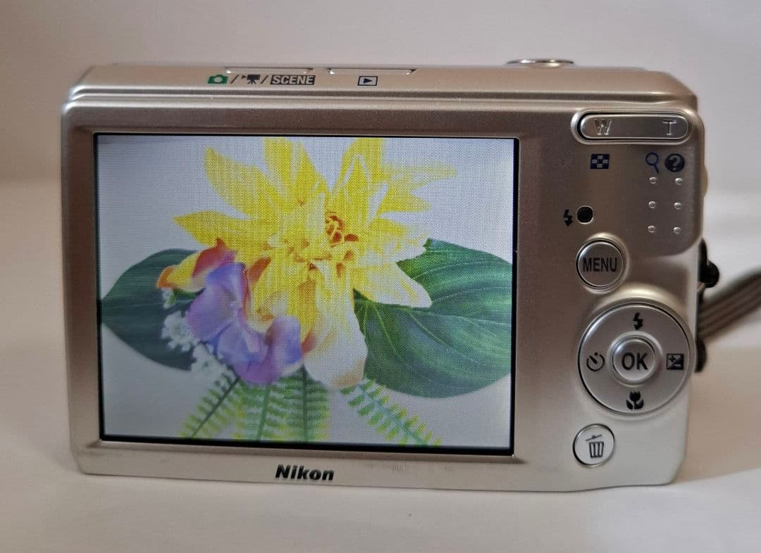 [美品]NIKON クールピックス COOLPIX L20 デジタルカメラ