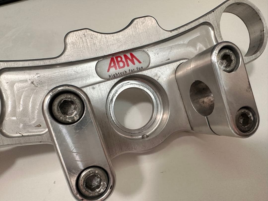 ABM アルミ製 トップブリッジ　CBR600F4i