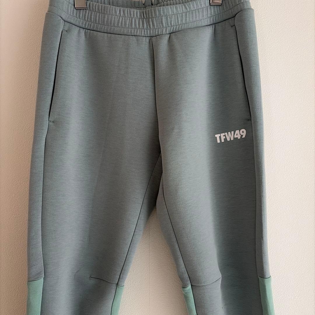 TFW49 フーディー・パンツセット