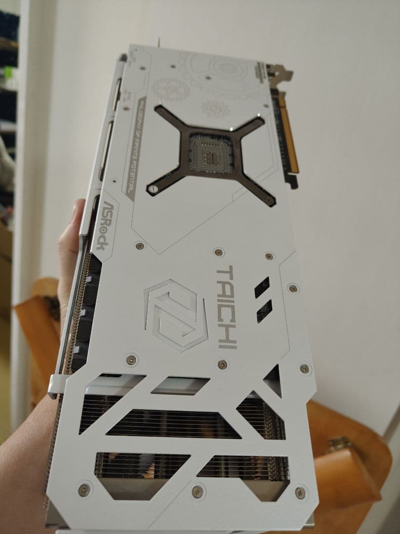 グラフィックボード・グラボ・ビデオカード Rx 7900 XTX 24gb Taichi Edition