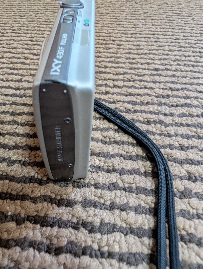 【ジャンク】Canon IXY 430F シルバー (タッチパネル不良・撮影可)