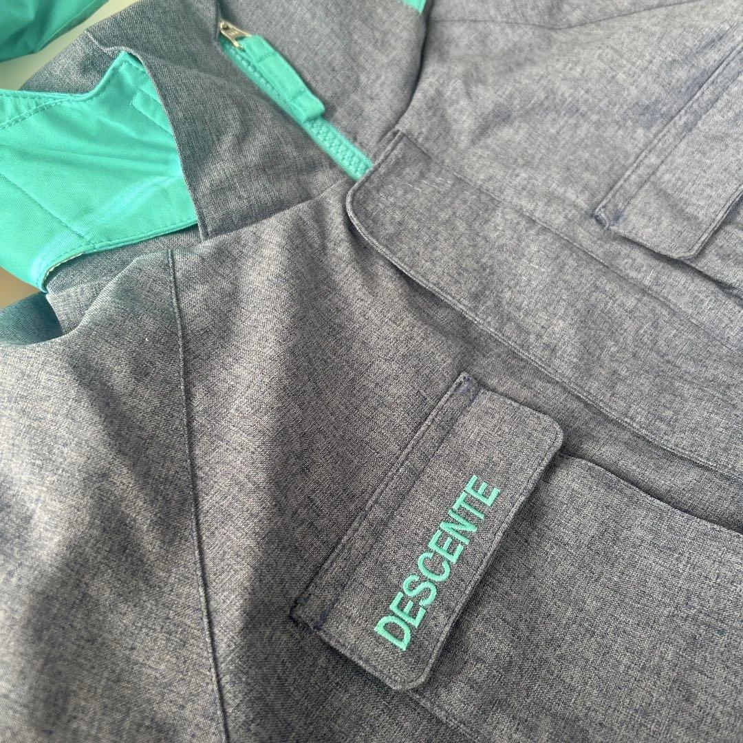 鈴　DESCENTE ジュニア用スキーウェア 150センチ　ネイビー