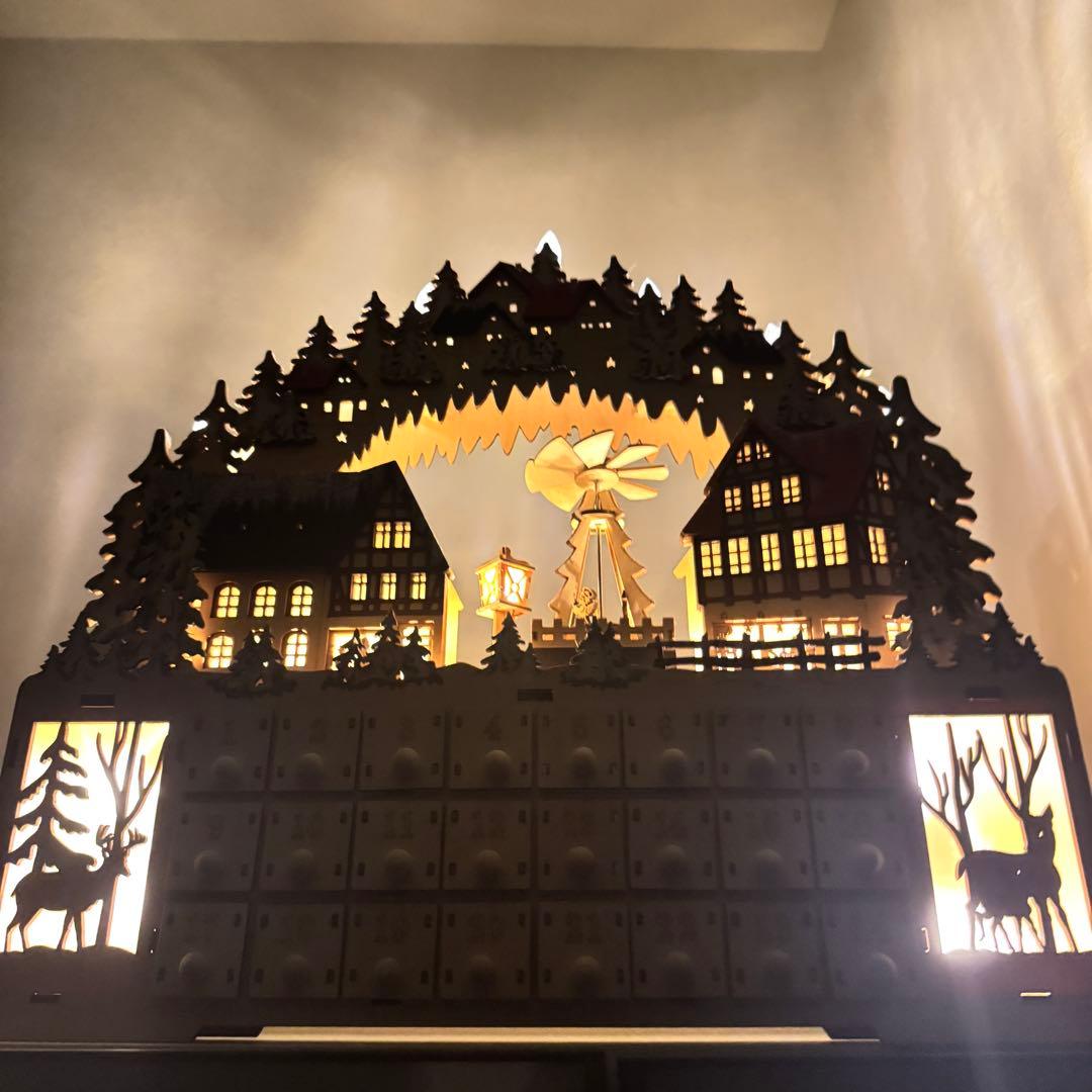 新品 クリスマス デコレーショングッズ 木製 アドベントカレンダー LEDライト