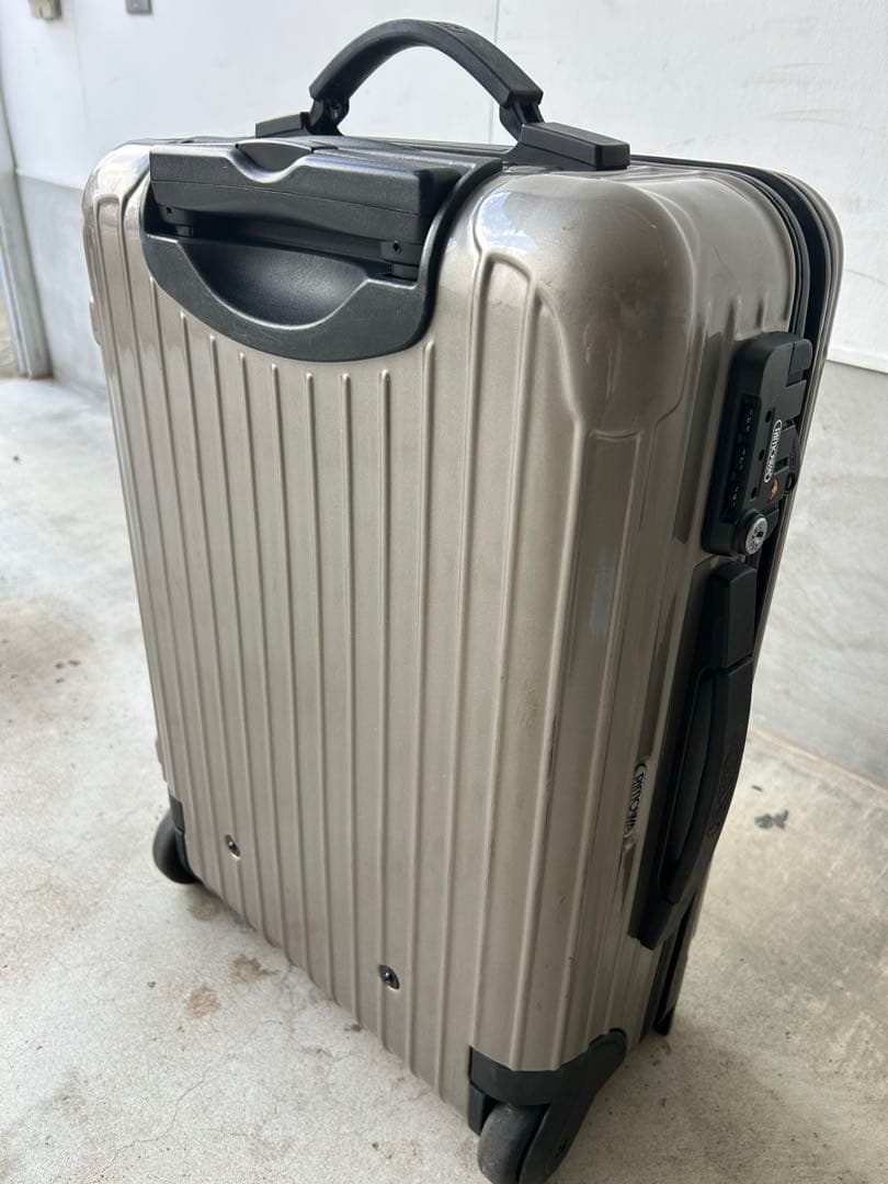 リモワ　RIMOWA サルサ　32L 2輪　シャンパンゴールド