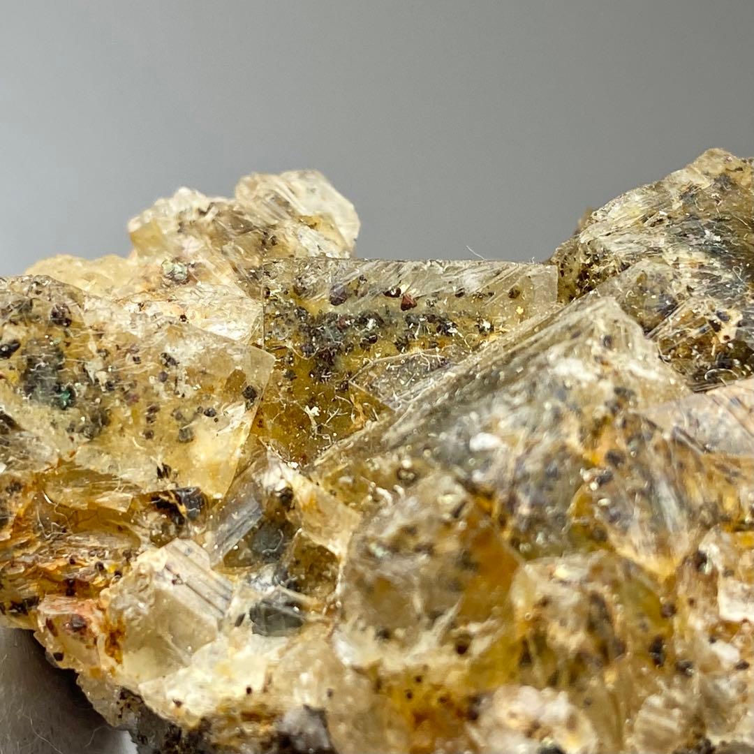 フローライト　蛍石　クリスタルヘブンポケット　鉱物標本　原石　天然石　イギリス