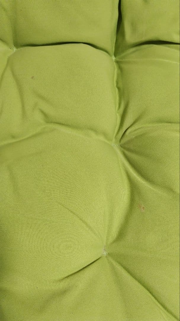 高級卵型ハンギングチェア 自立式のスタンド付き 人工ラタン（PEラタン）編み