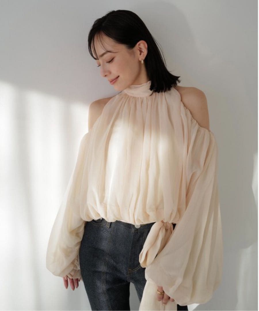 LILYBROUN リリーブラウン ドレープボウタイシフォンブラウス アイボリー