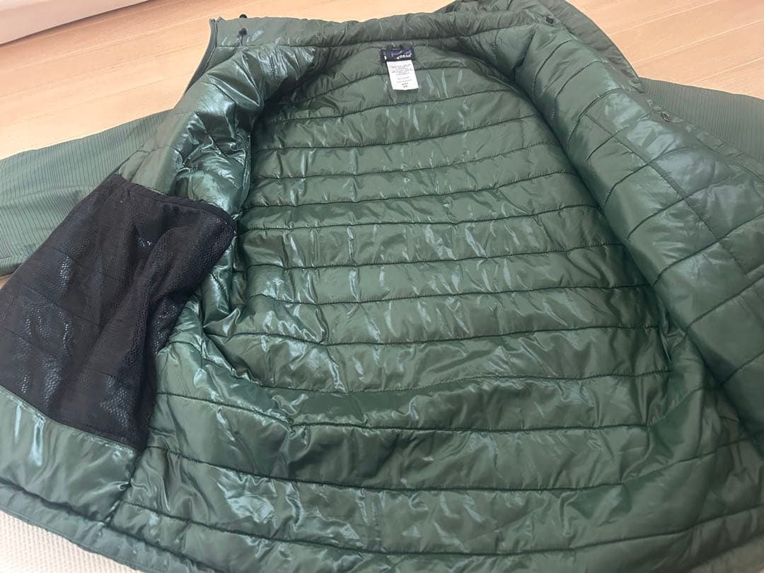 patagonia メンズダウンジャケット xs