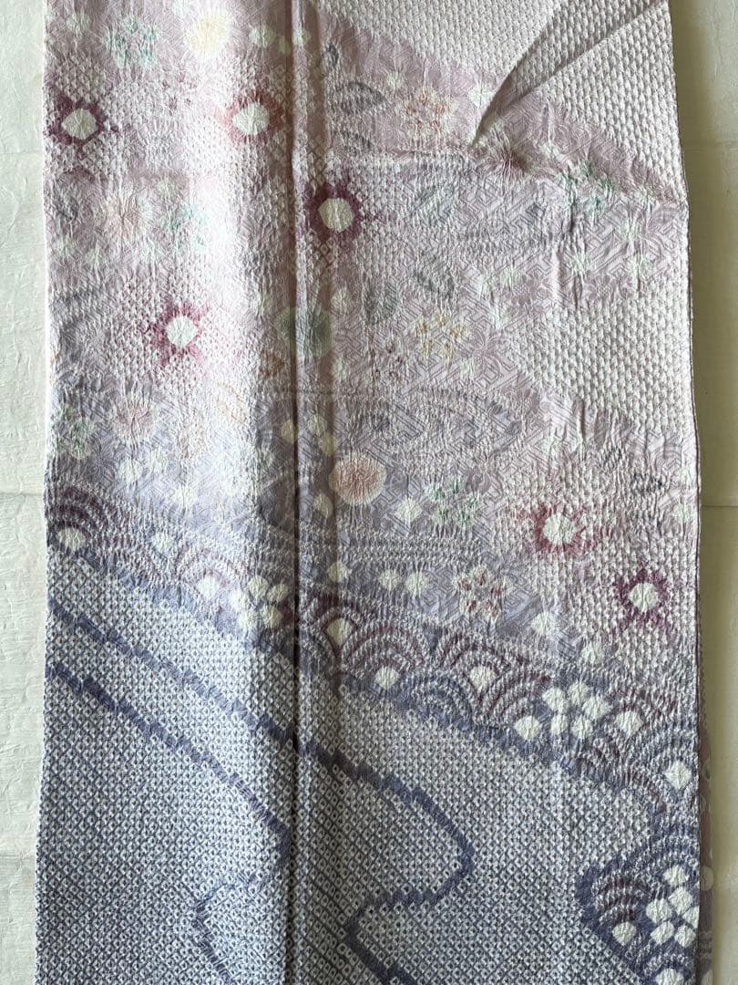 章　藤娘きぬたや◆幻想的な流水文様の訪問着◆総絞り