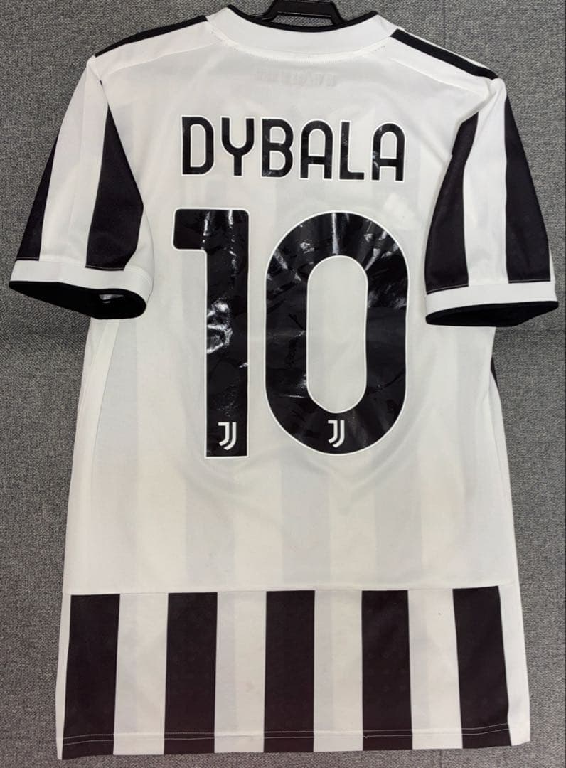 【正規品】ユベントス 21/22 ホーム ユニフォームパウロ・ディバラ