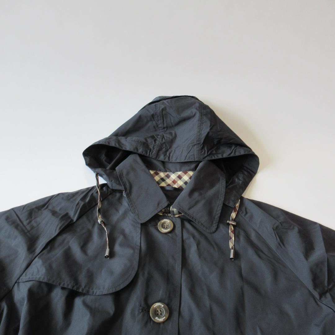 アクアスキュータム未使用ネイビー トレンチデザイン レインコート L 2/2