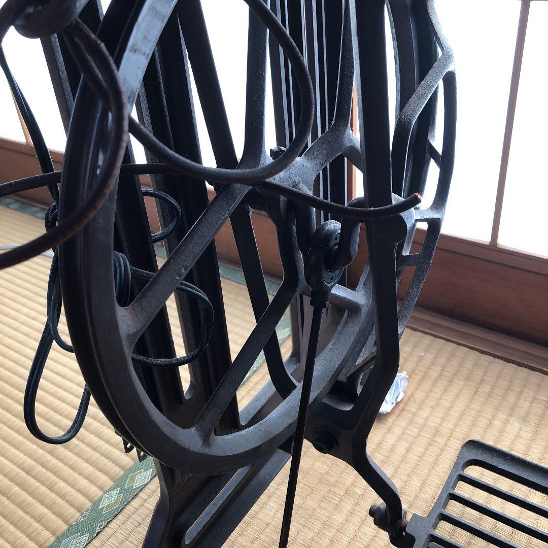 SINGER 足踏みミシン　埼玉県川越受取は8000円で。