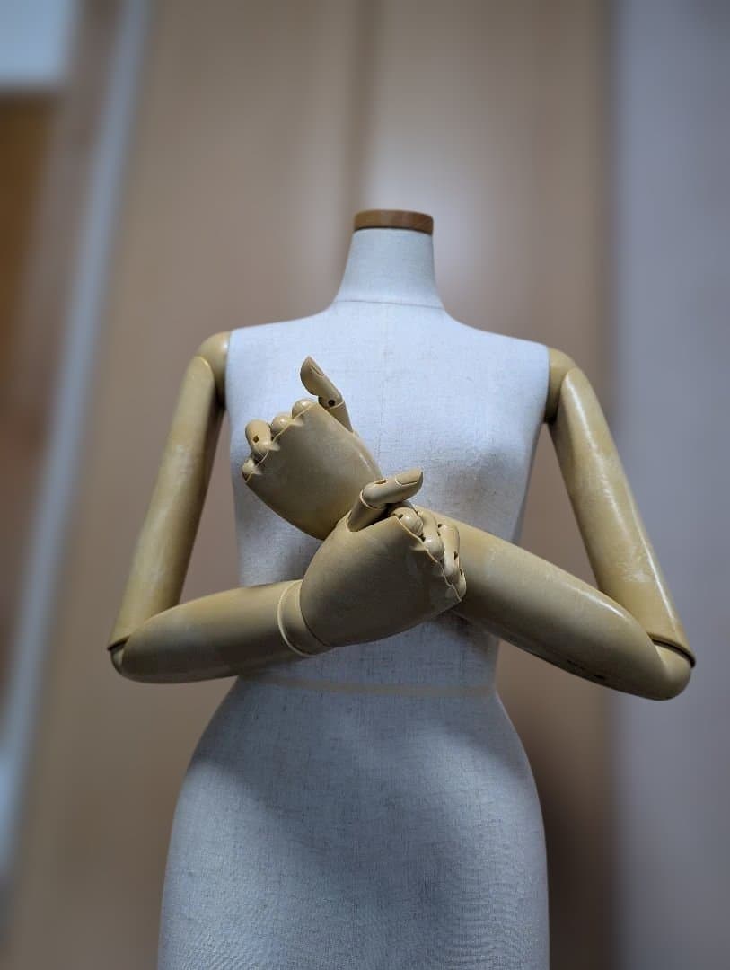 シンプルな布製マネキン