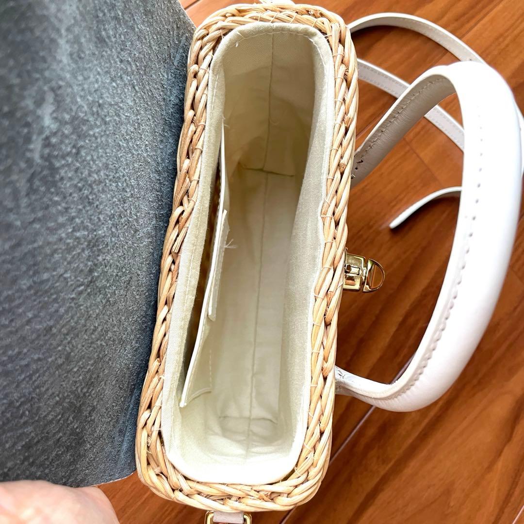 美品！完売品カービングトライブス　2way ミニラタン　カゴバッグ　ホワイト