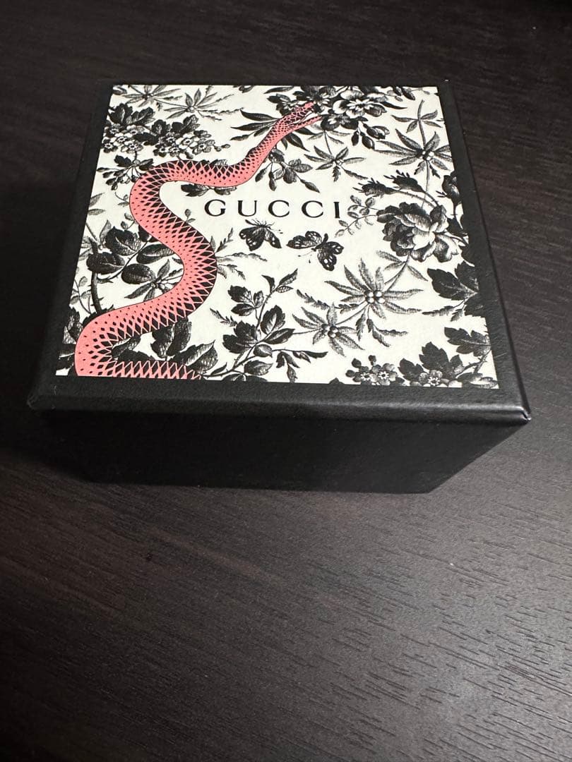 ぼ*り様 GUCCI グッチ インターロッキング　スタッズピアス　シルバー925
