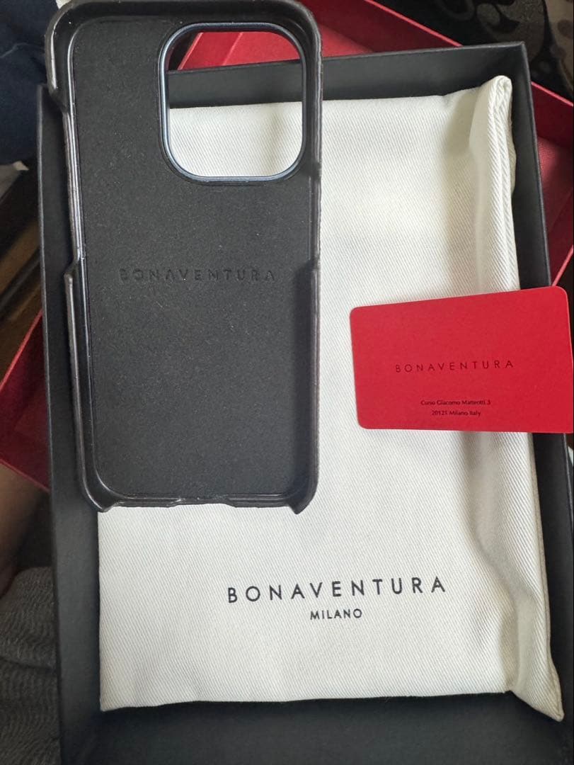 新品未使用　BONAVENTURA iPhone15pro チャコールグレー