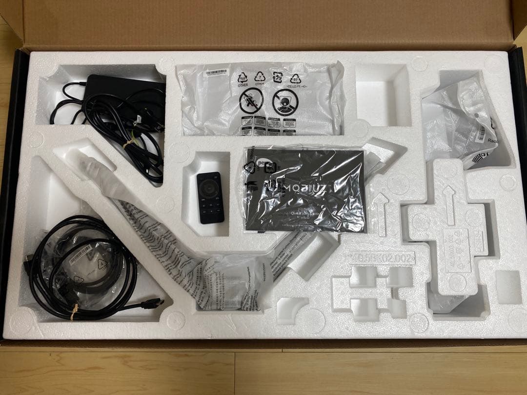 BenQ MOBIUZ EX3210U ゲーミングモニター 4K 144Hz