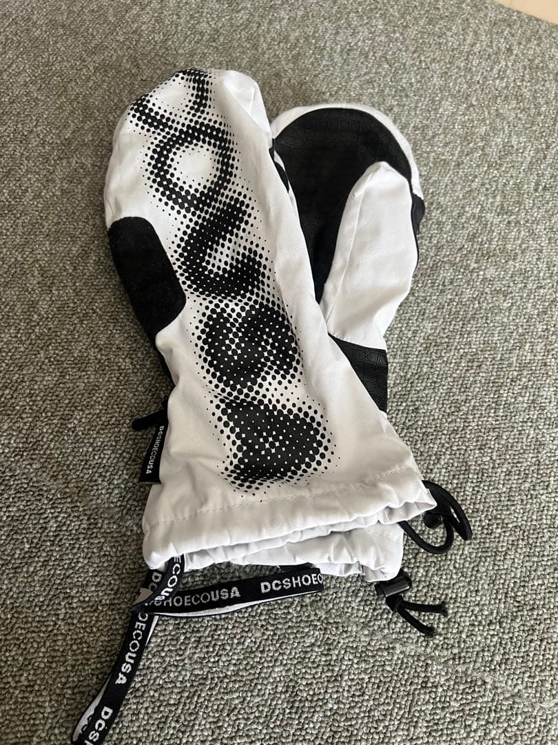 DC SHOE ミトングローブ ホワイト/ブラック