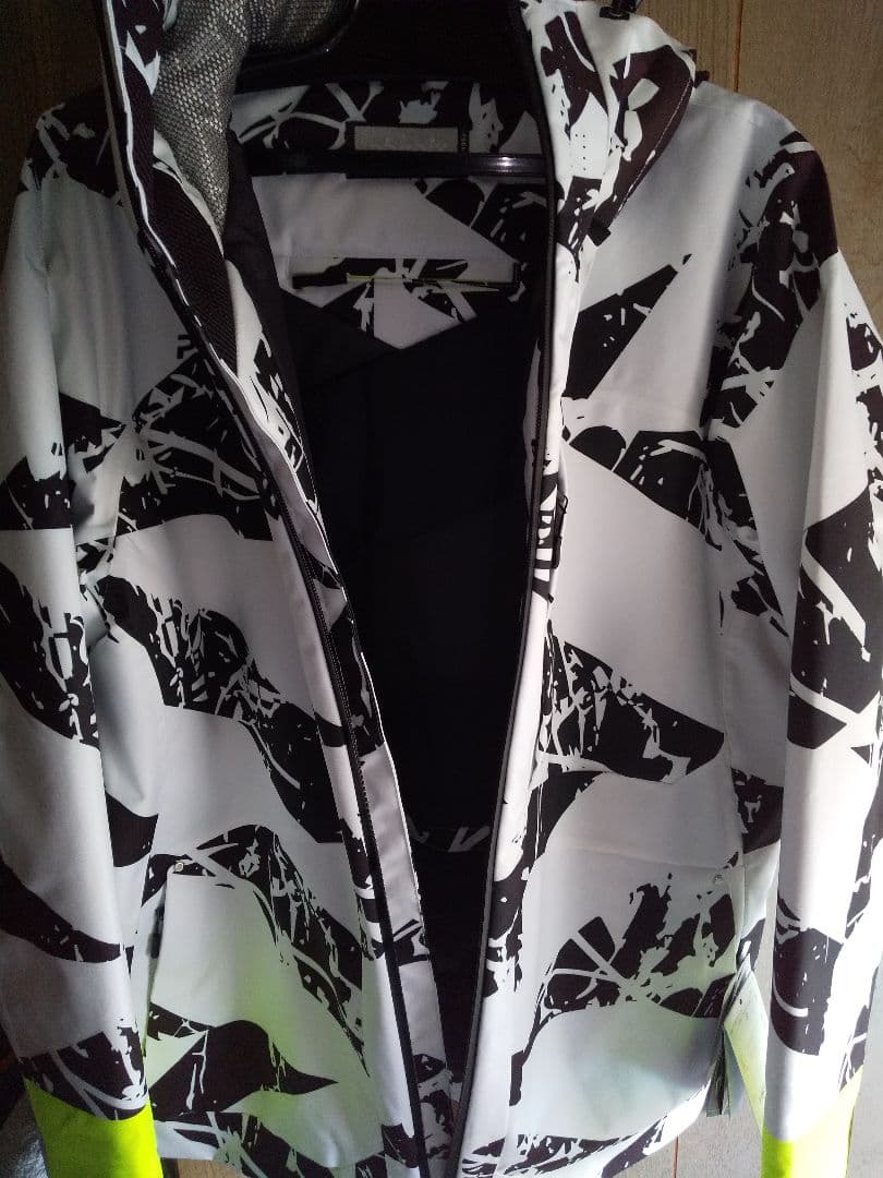 新品タグ付き  Phenix  フェニックス ジャケット サイズ  L