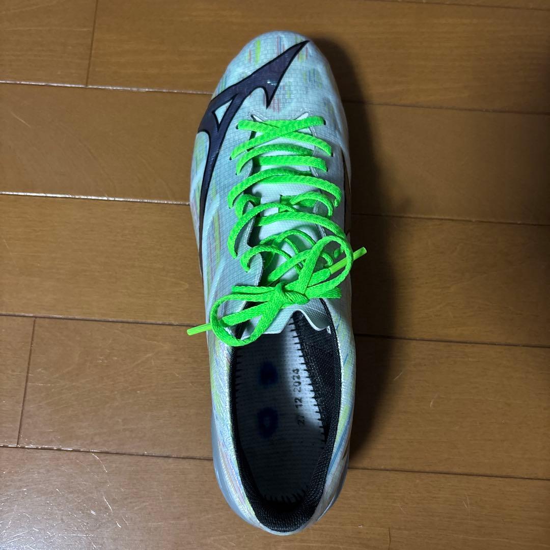 MIZUNOアルファ2PRO ホワイト×シルバーイリディセント 26.5センチ