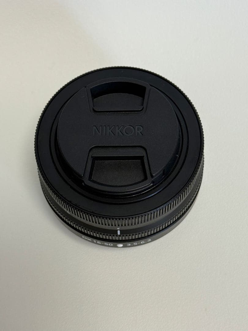 【値下げ延長】Nikon Z fc ミラーレスカメラ 本体レンズ付き