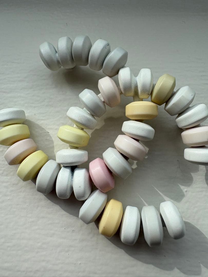 CHANEL CCロゴブローチ パステルカラー