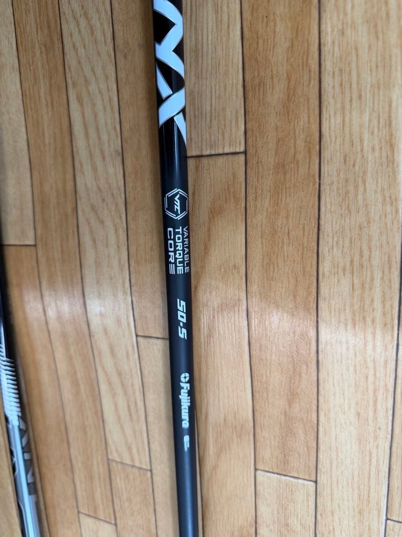 コブラ　ダークスピーダーMAX ドライバー 10.5度　ヘッドカバー付き