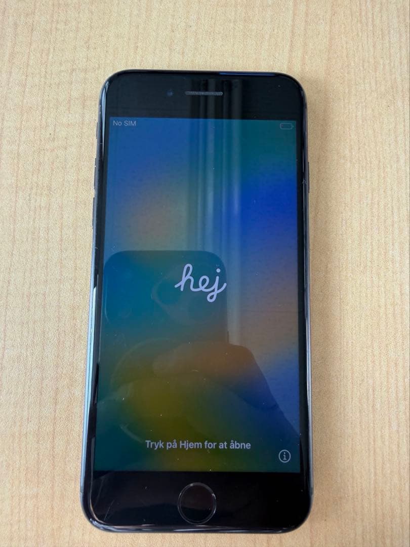 iPhone8 256GB 本体 バッテリー79% SIMロック無　画面割れ無