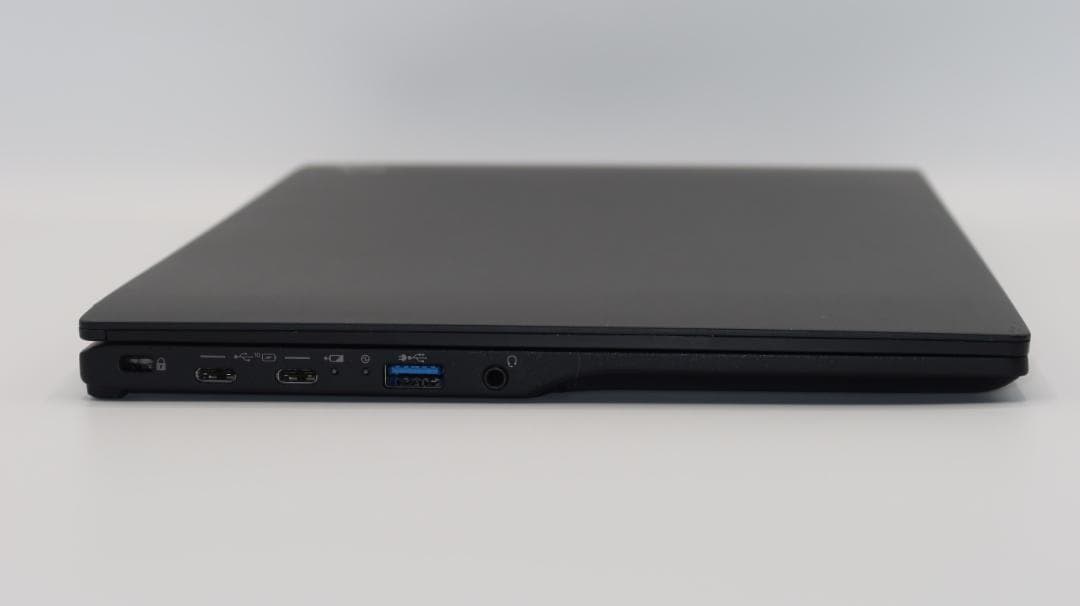 14.0型最軽量 UH-X/H1 Core i7 メモリ16GB SSD1TB