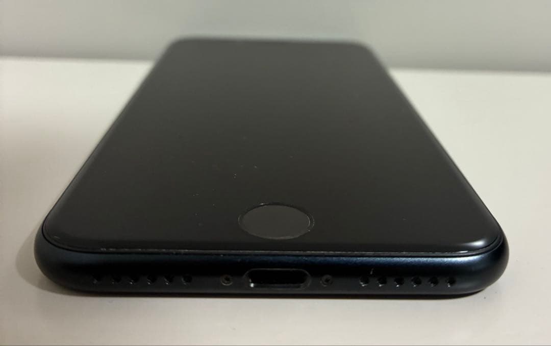 【日曜日値下げ】Apple iPhone SE3ブラック