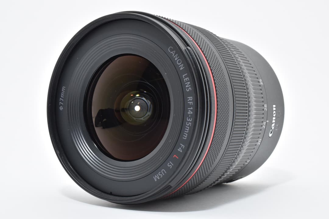 ■ほぼ新品■ キヤノン RF14-35mm F4 L IS USM #C700