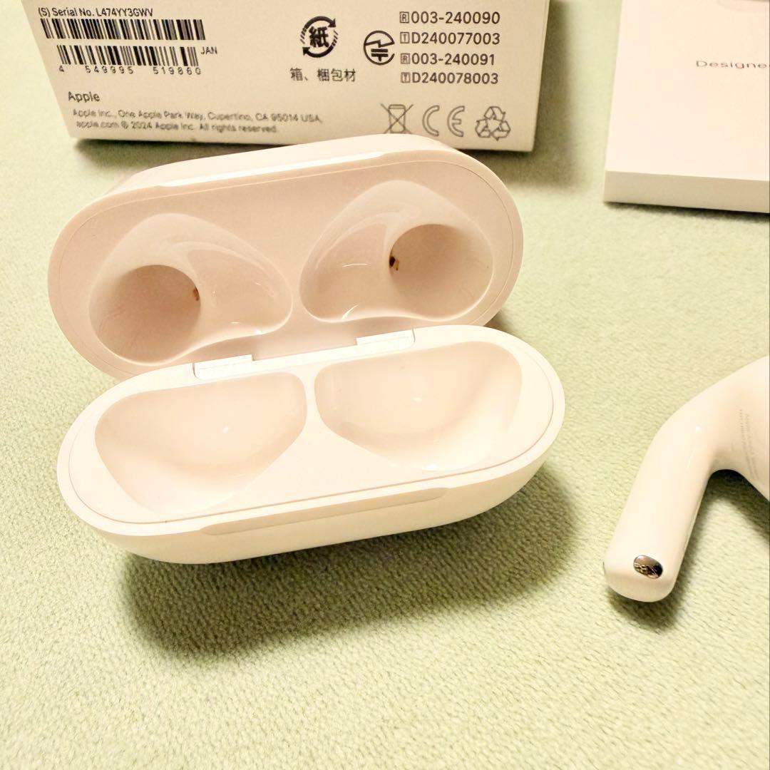 AirPods4 ノイズキャンセリングなし　美品