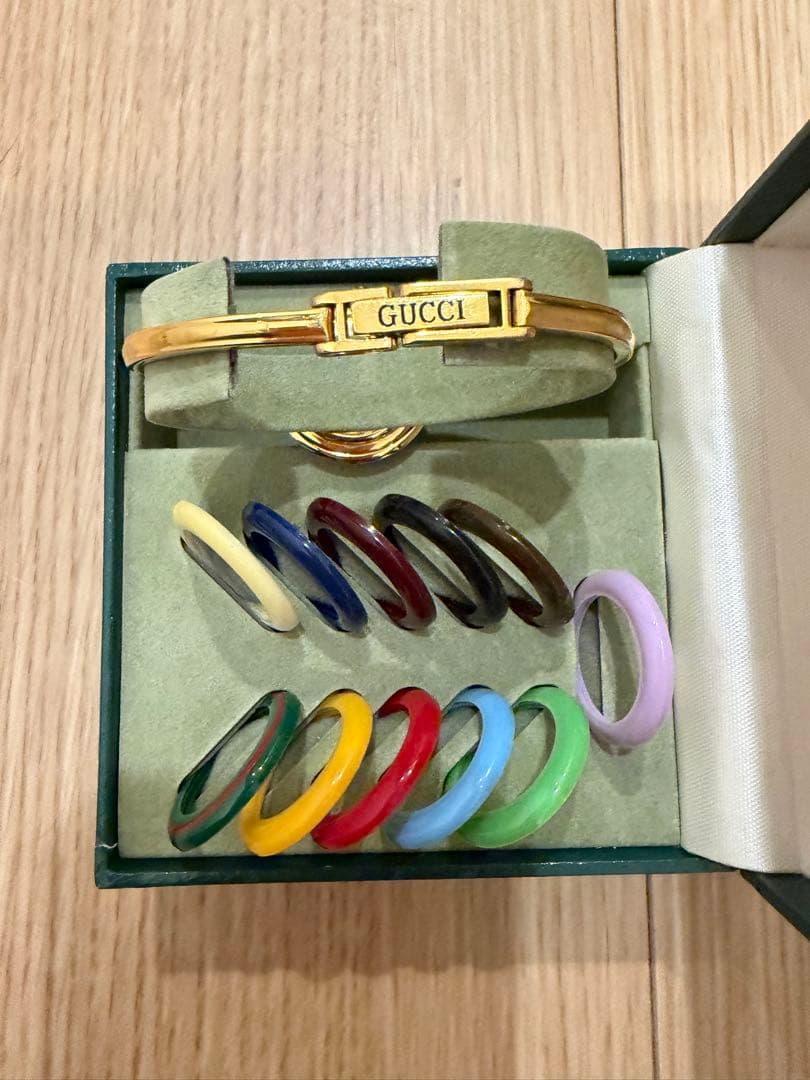 GUCCI グッチ チェンジベゼル ホワイト文字盤 ゴールド