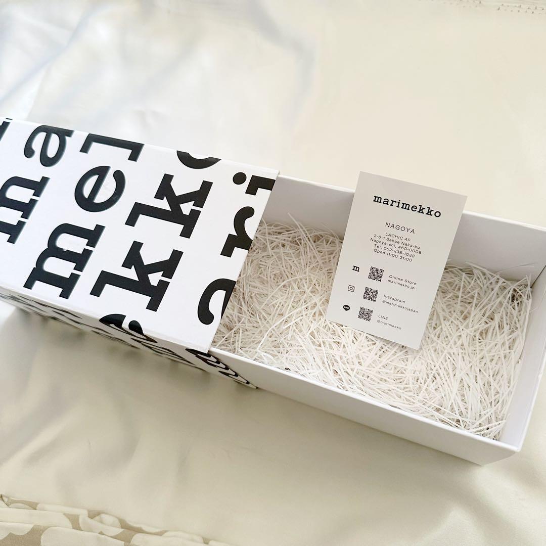 マリメッコ 日本限定 Mini Unikko エプロン ホワイト×ライトグレー