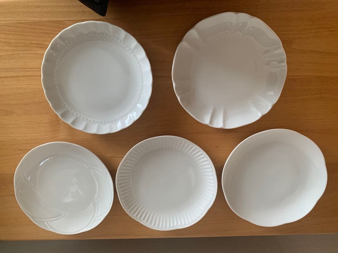 栗原はるみ　フラワーシリーズ　お皿セット