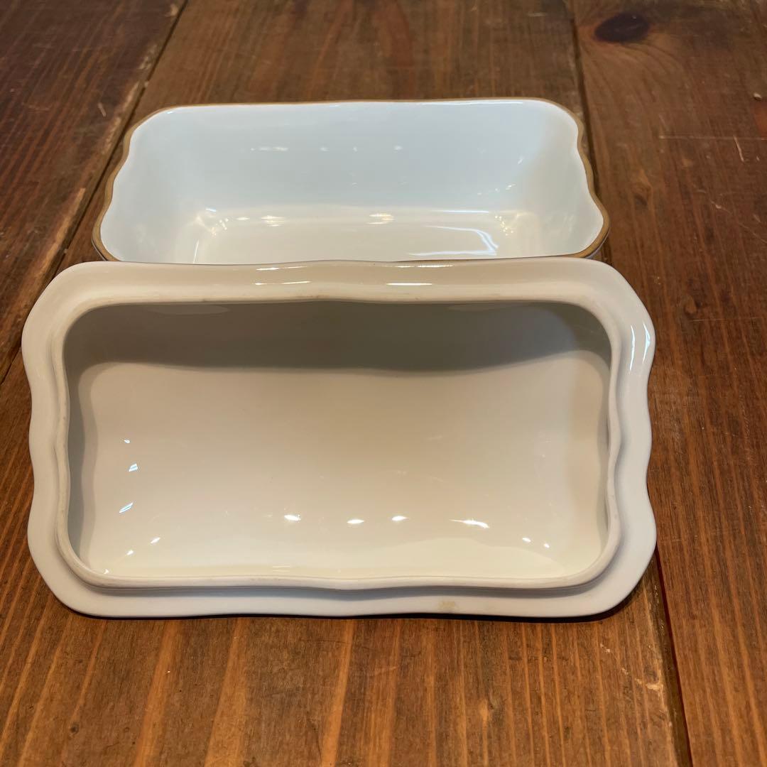 美品　大倉陶園　ブルーローズ　バターケース　小物入れ　上品な薔薇の絵柄が素敵な