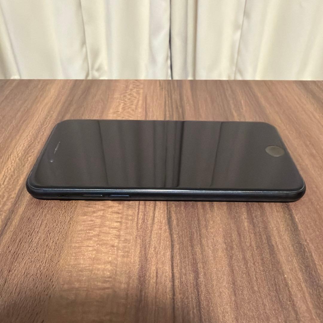 iPhone SE（第2世代）ブラック 64GB SIMフリー