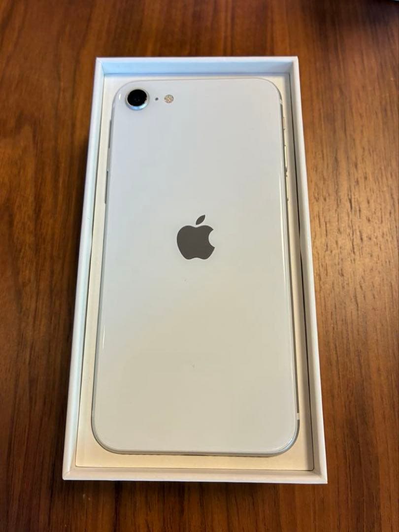 Apple iPhone SE (第2世代) ホワイトifaceカバー付