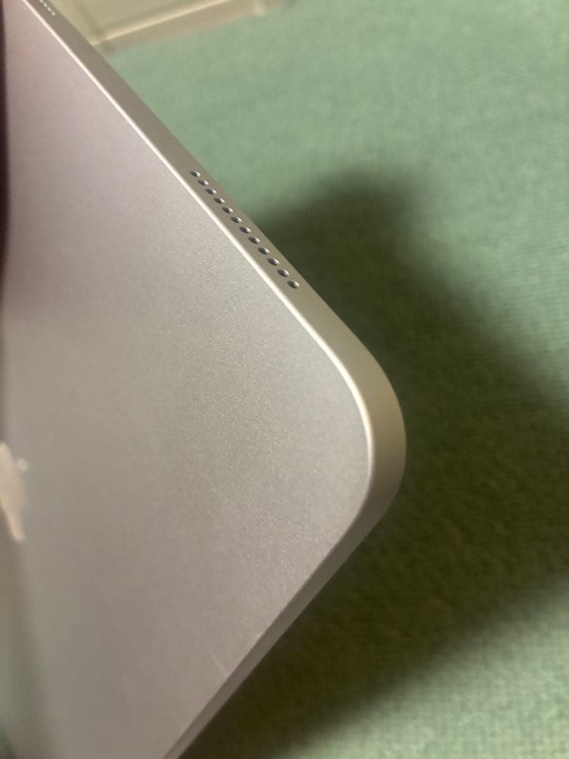 iPad 10.9インチ 第10世代 Wi-Fi 64GB シルバー ケース付き