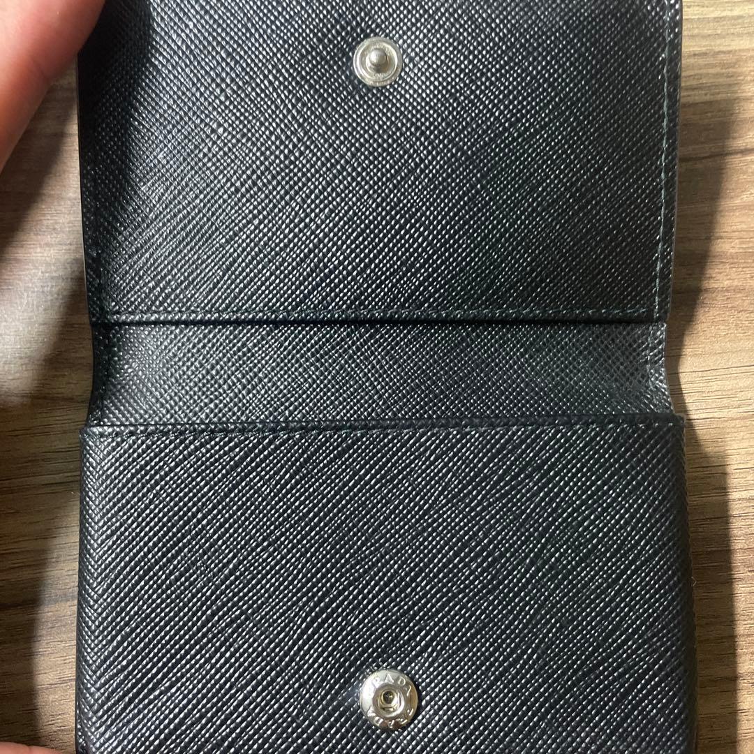 PRADA カードケース　名刺入れ　三角ロゴ　サフィアーノレザー　黒