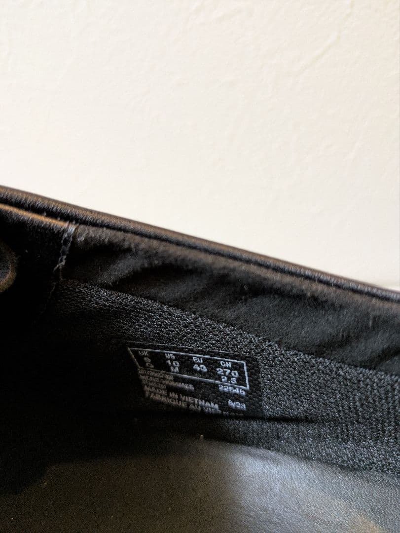 Clarks クラークス ワラビーエヴォウォータープルーフ ブラックレザー