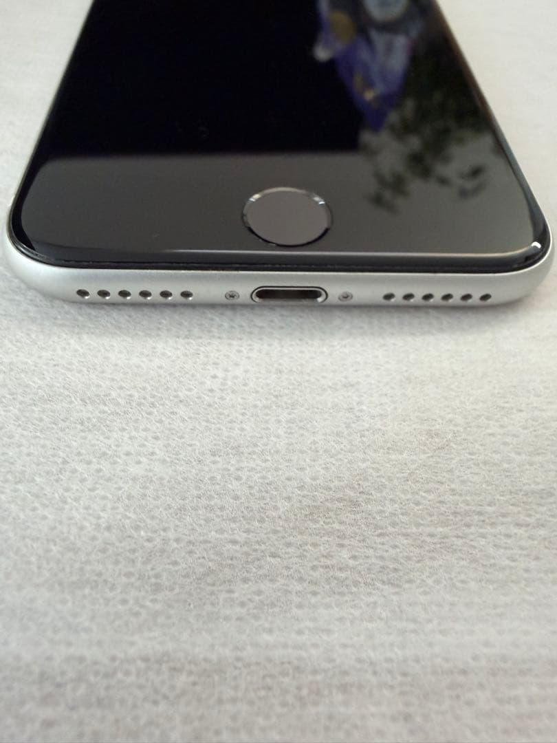 iPhone SE (第2世代) ホワイト 128GB【SIMフリー】