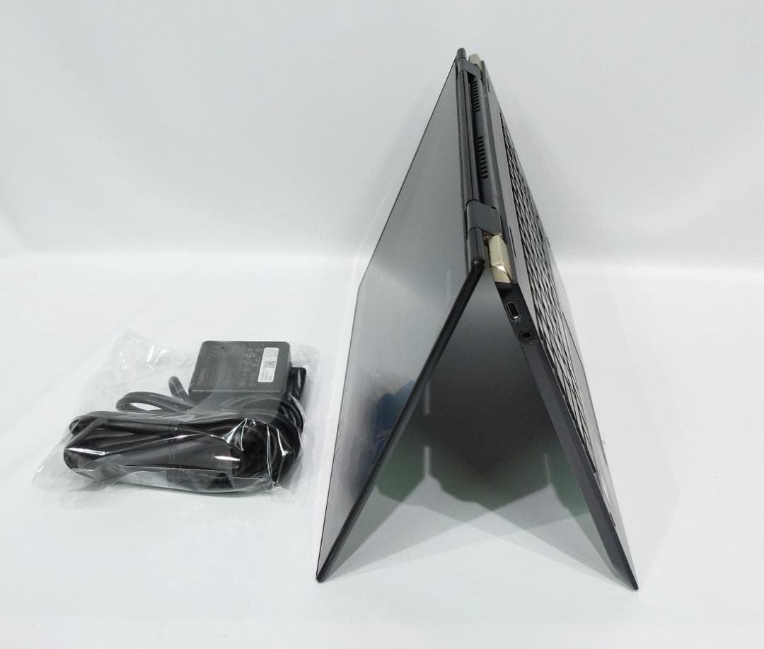 12.5タブレットPC Core 8世代I7 V82/FL 8GB 256GB