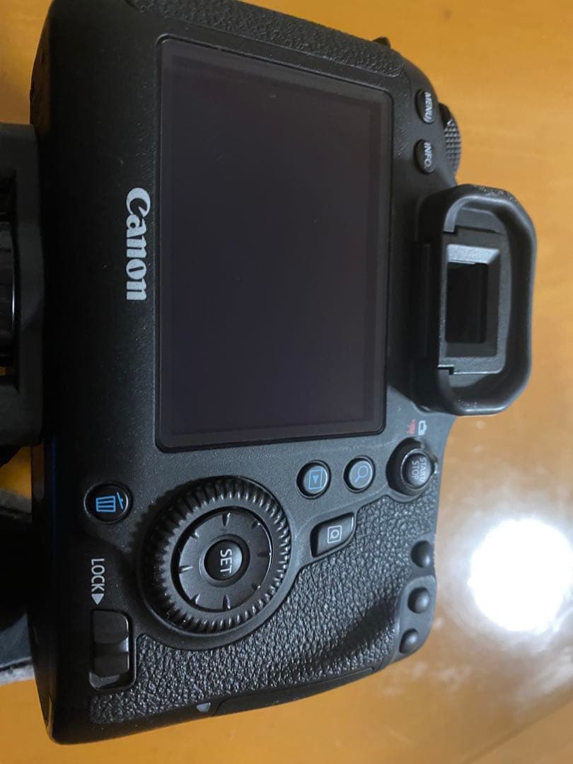 EOS6D 美品　50mm1.8 元箱付