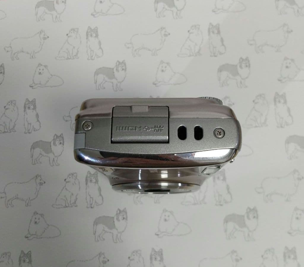 【RS53】FUJIFILM FINEPIX F80 デジカメ 本体