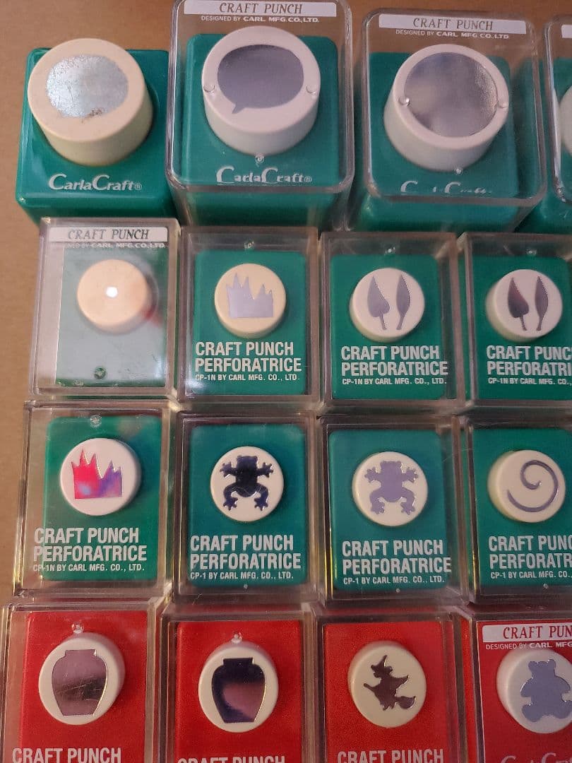 値下げしました↓未使用21個プラスオマケ　カール　クラフトパンチ