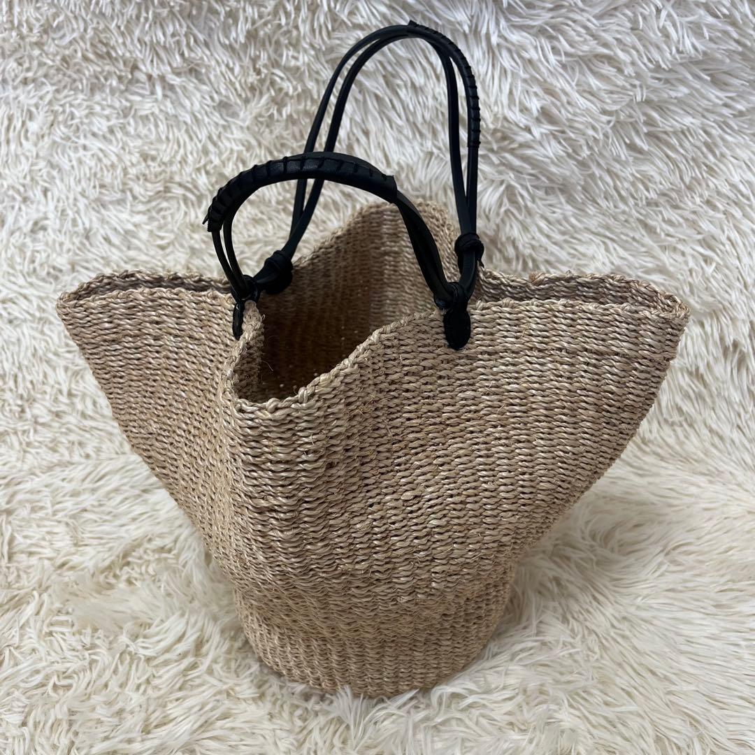 【新品未使用】oddsオッズ　ストロー素材 フラワー型かごバッグ 中型